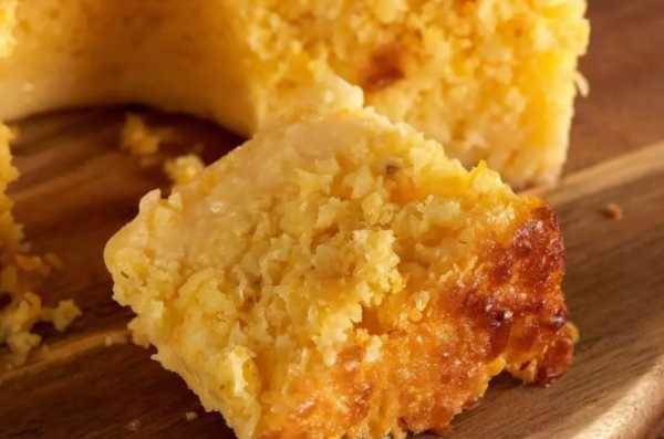 imagem exibidindo o Bolo de Milho de lat